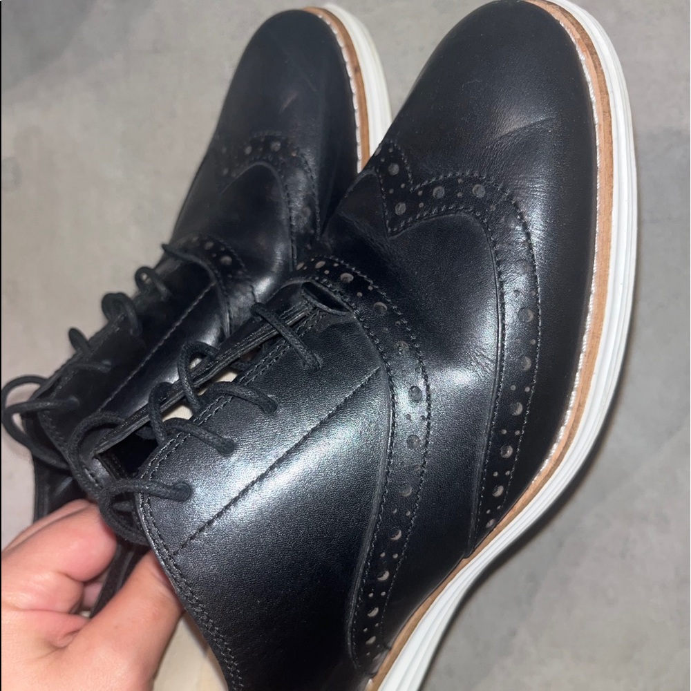 Cole Haan Grand OS Leather Shoe USED